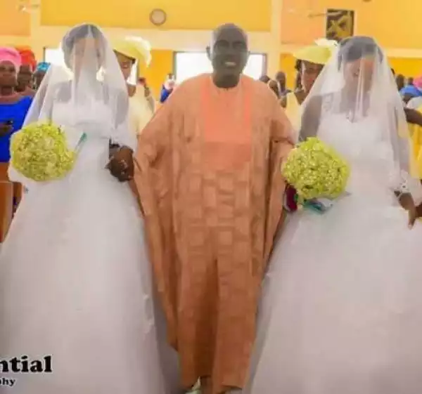 Twin Sisters Wed Their Childhood Friends Same Day In Lagos (Photos)